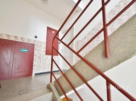 . | Pronájem bytu, 2+1, 57 m²