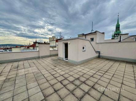 . | Pronájem bytu, 3+kk, 195 m²