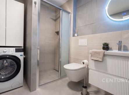 . | Pronájem bytu, 2+kk, 46 m²
