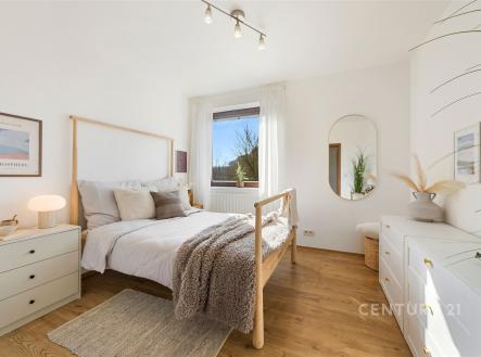 . | Pronájem bytu, 2+kk, 47 m²