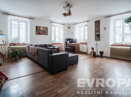 . | Prodej - dům/vila, 200 m²