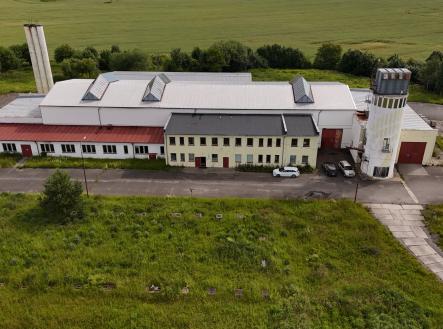 Obrázek k zakázce č.: 713022 | Prodej - komerční objekt, sklad, 26 700 m²
