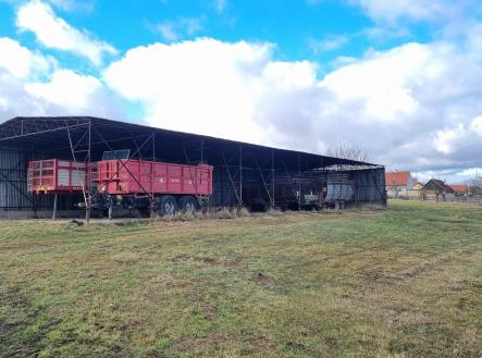 Obrázek k zakázce č.: 717672 | Prodej - zemědělský objekt, 32 700 m²