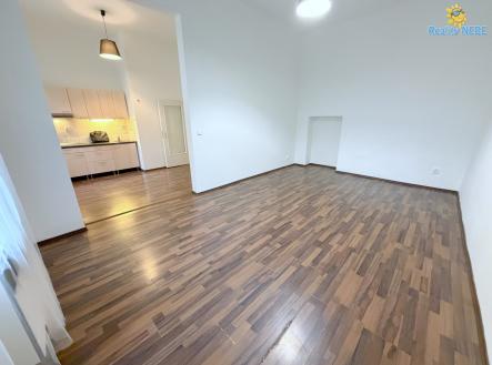 Pronájem bytu, 2+kk, 48 m² obrázek