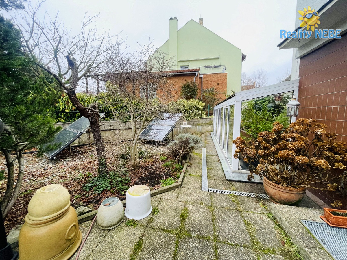 Pronájem bytu 3+1/T 71m2 Vodnická Praha 4 Újezd Kateřinky