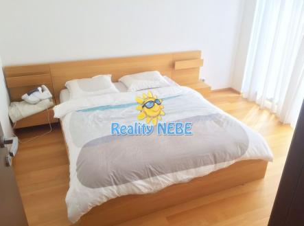 Pronájem bytu, 2+kk, 52 m²
