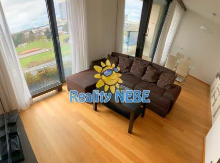Pronájem bytu, 2+kk, 52 m²