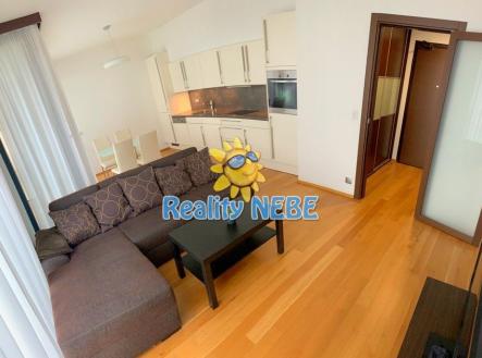 Pronájem bytu, 2+kk, 52 m²