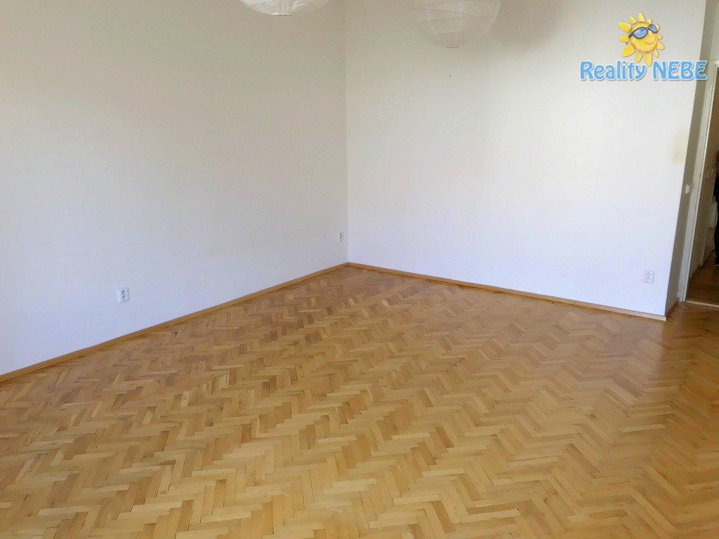 Pronájem bytu 2+1, 56m2 Na Dolinách Praha 4