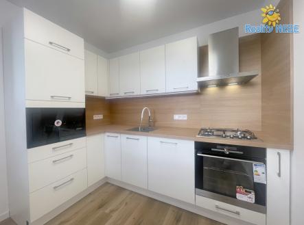 Pronájem bytu, 3+1, 54 m² obrázek