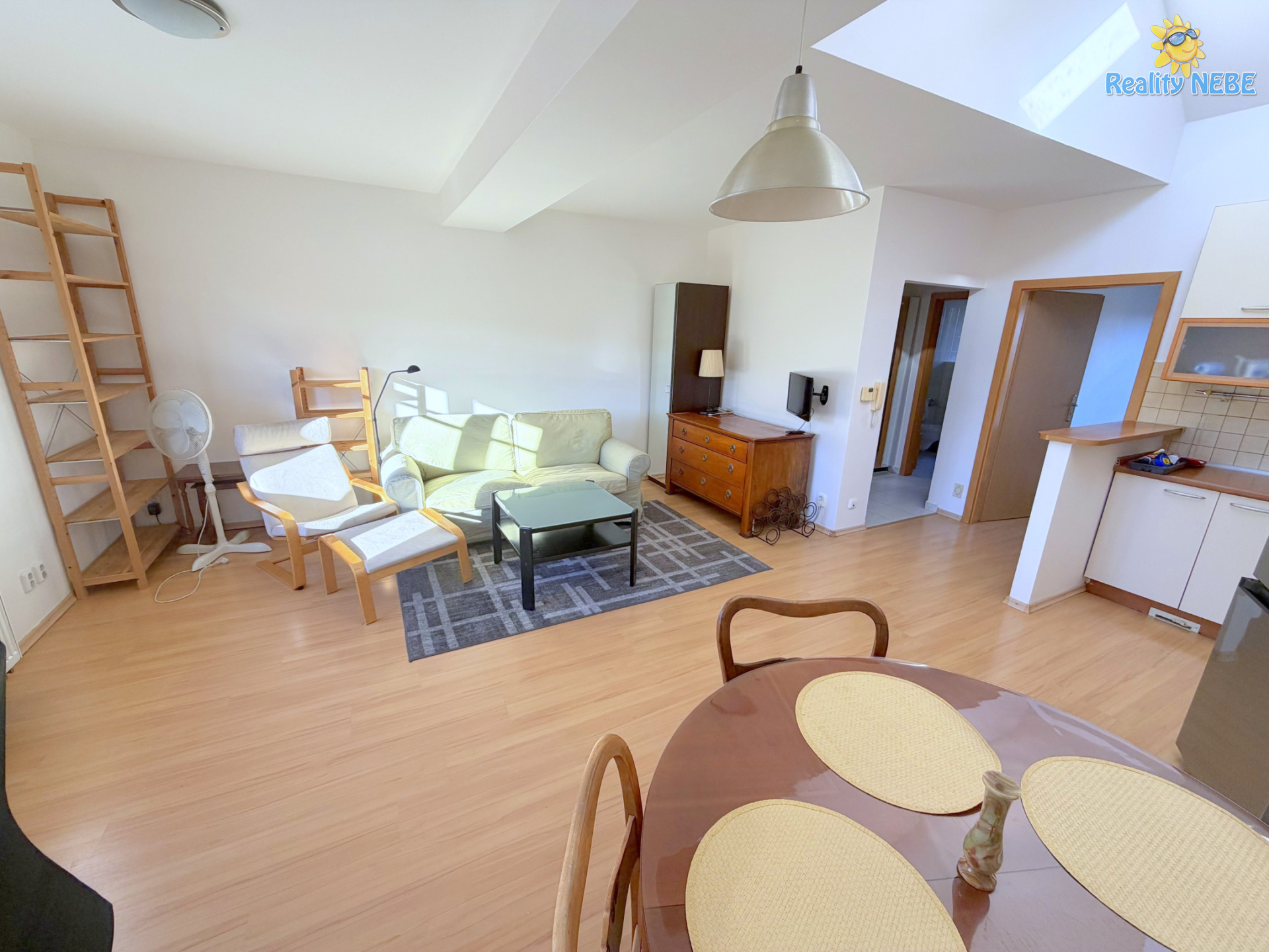 Pronájem bytu 2kk 50m2 Na Dvorcích Praha 4