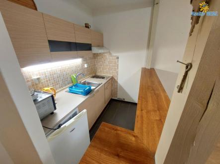 Pronájem bytu, 1+kk, 35 m²