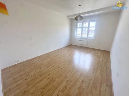 Pronájem bytu, 1+kk, 31 m² obrázek