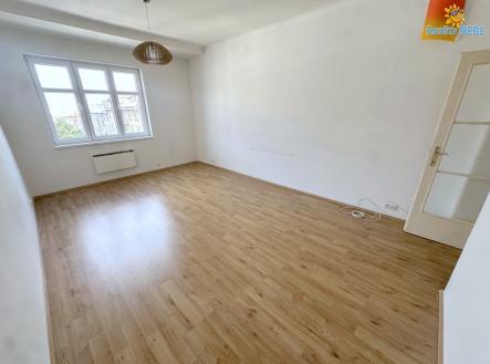 Pronájem bytu, 1+kk, 31 m²