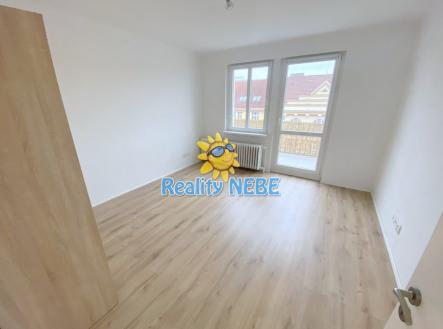 Pronájem bytu, 1+kk, 30 m²