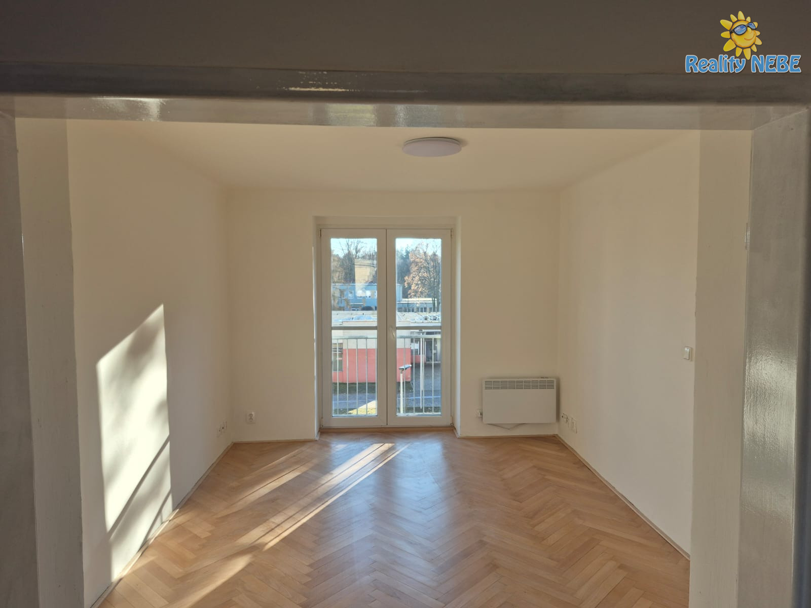 Pronájem bytu 2+1/B 53m2 Petrohradská Kladno - Rozdělov