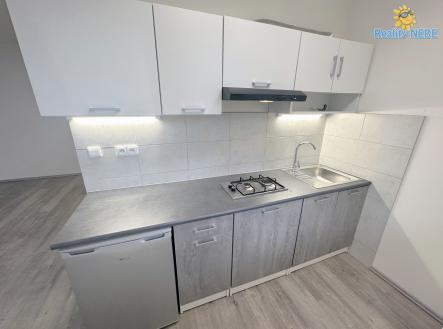 Pronájem bytu, 1+kk, 35 m²