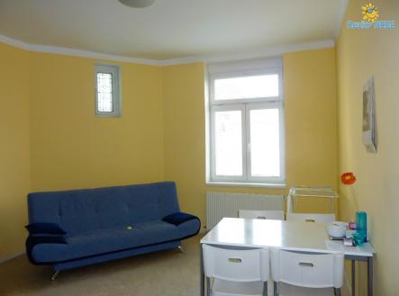 Pronájem bytu, 2+kk, 48 m²