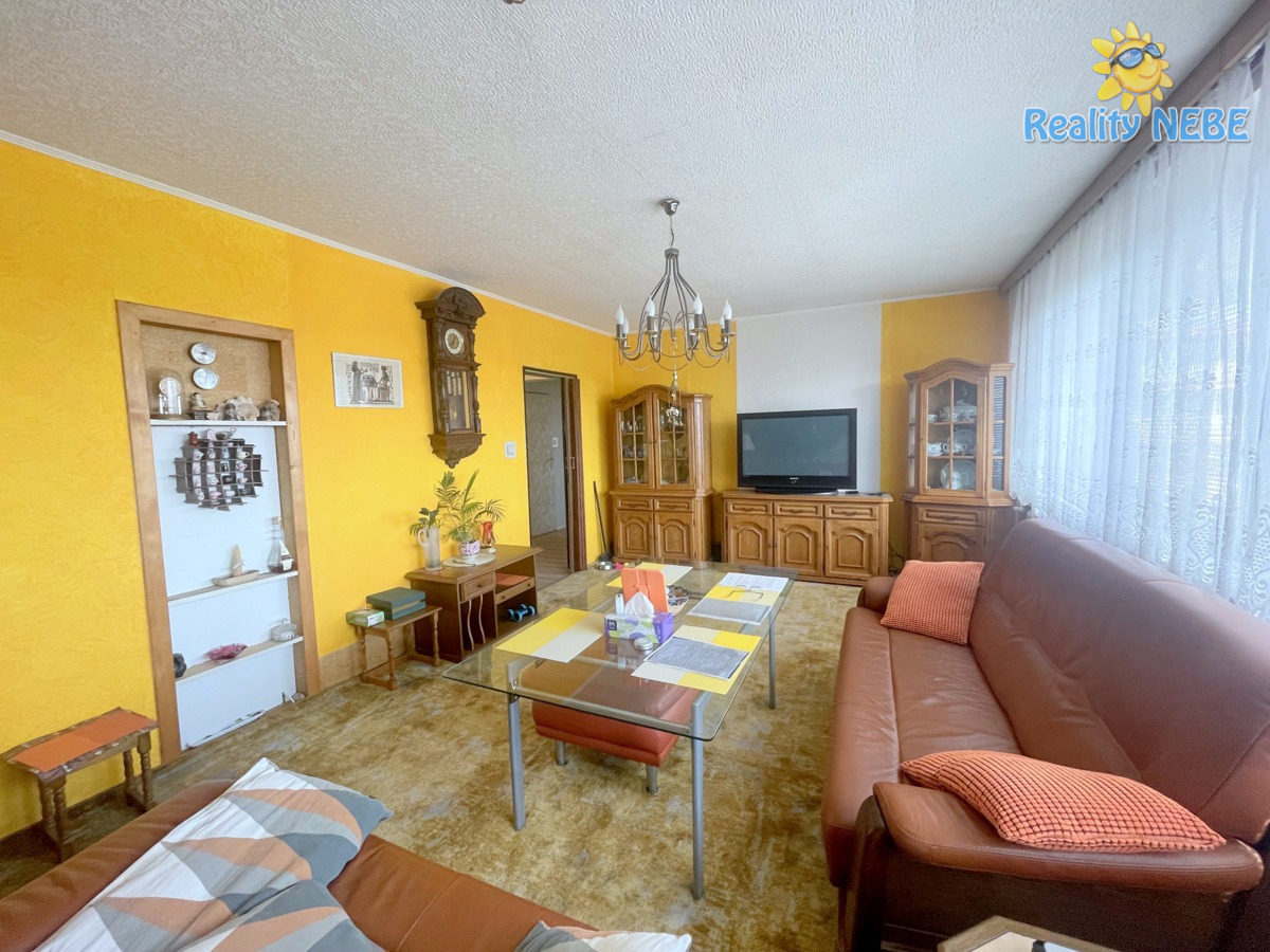 Pronájem bytu 3+1 80m2 Pod dálnicí Praha 4 Kačerov