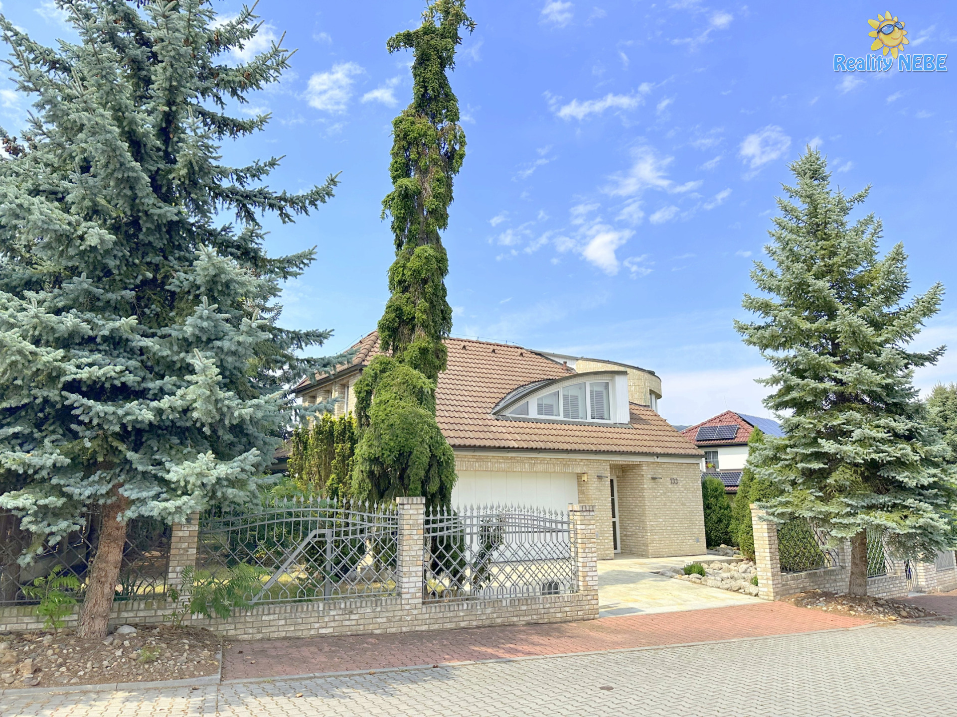 Prodej rodinného domu vily U Zahrádek Praha Benice