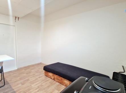 Pronájem bytu, 1+kk, 15 m²