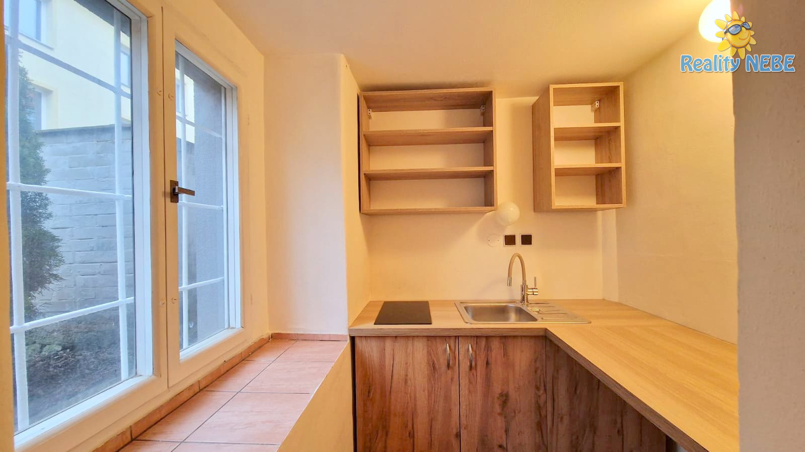 Pronájem bytu 1+kk, 16 m2, Pod Strašnickou vinicí, Praha 10, Strašnice