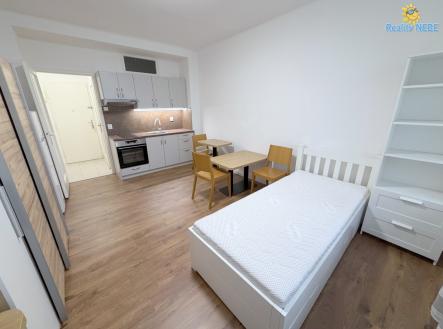 Pronájem bytu, 1+kk, 24 m²