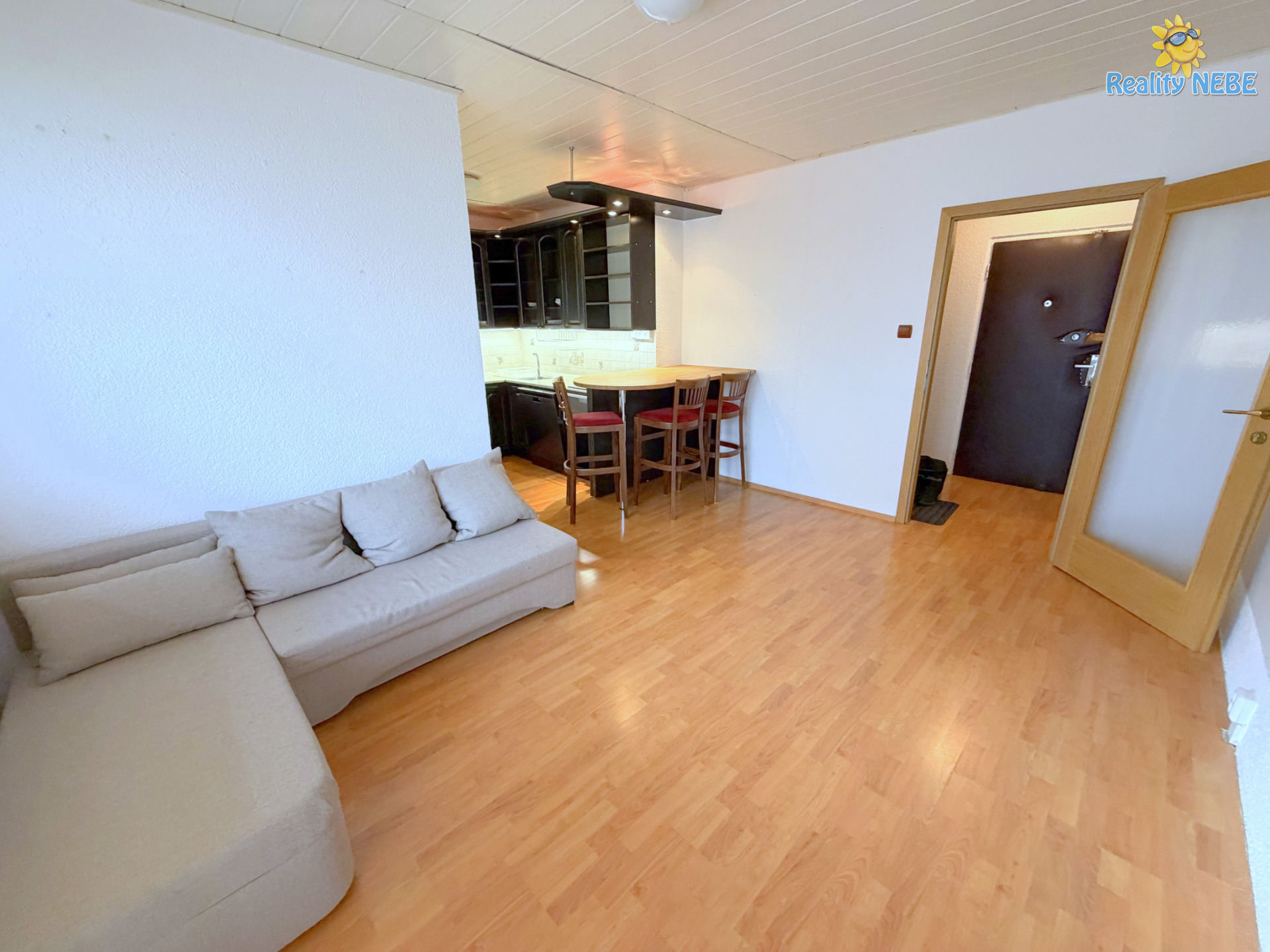 Pronájem bytu 2kk 34m + lodžie 6m Ružinovská Praha 4 Krč