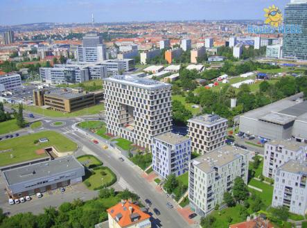 Pronájem - malý objekt/garáž