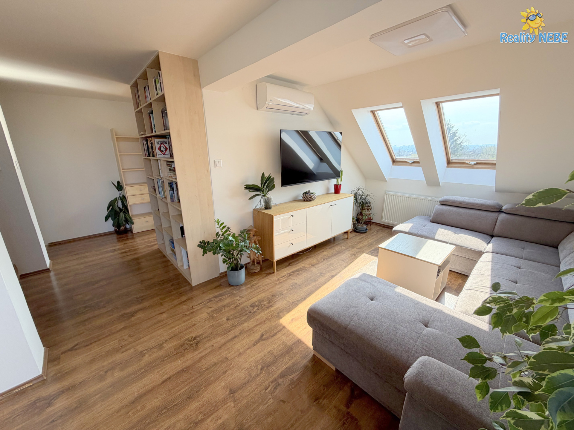 Prodej bytu 4+1 127m zahrada Bezinková Praha Březiněves