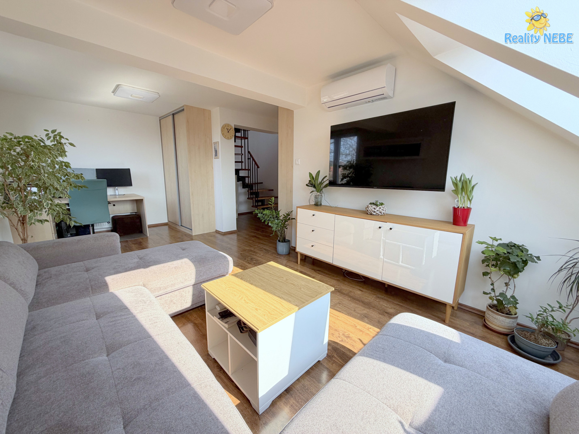 Prodej bytu 4+1 127m zahrada Bezinková Praha Březiněves