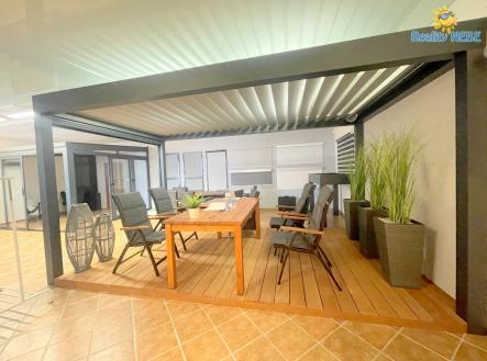 Pronájem - obchodní prostor, 95 m²