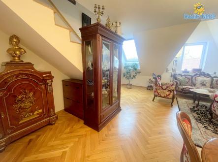 Pronájem bytu, 3+kk, 94 m²