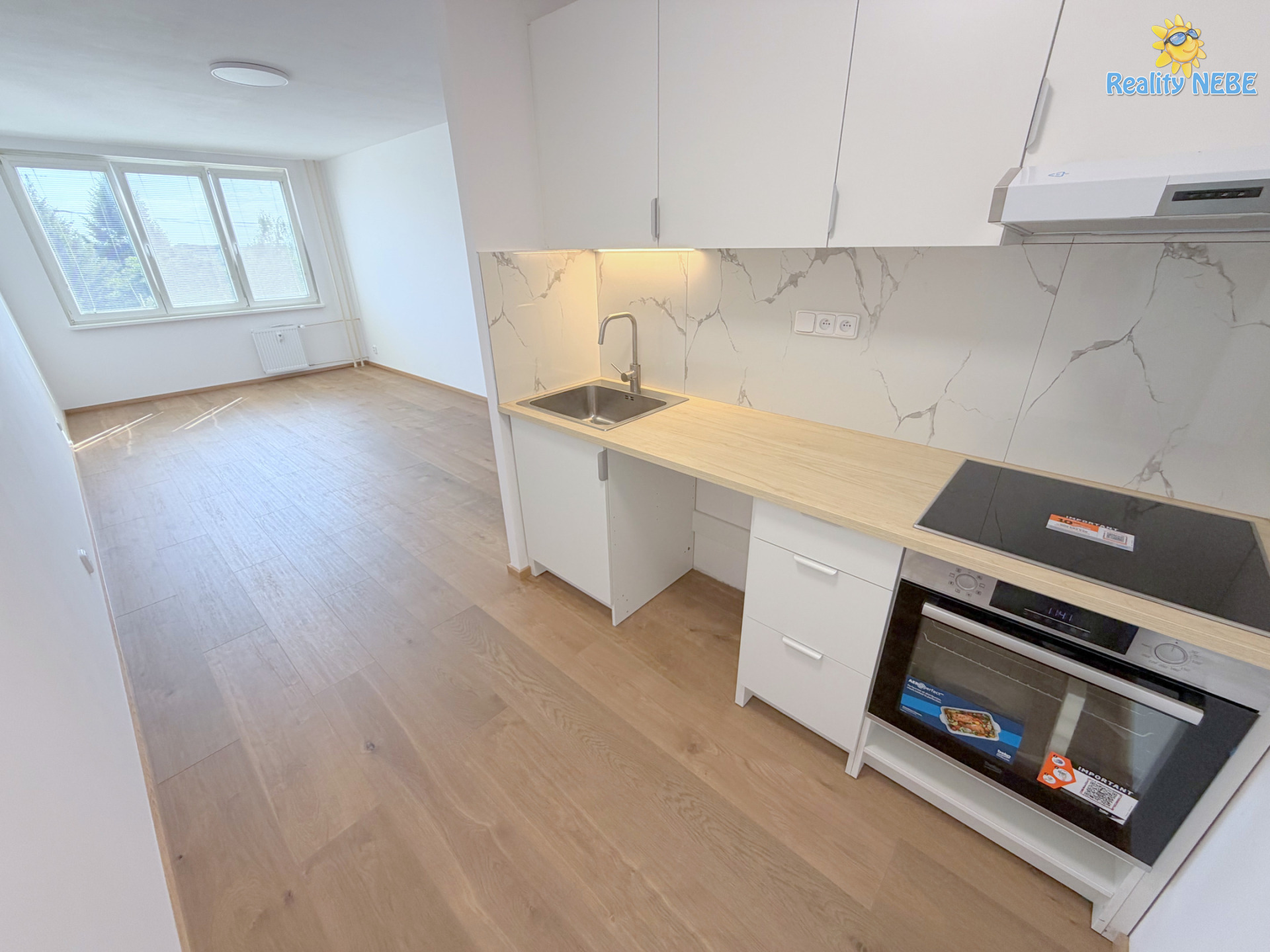 Pronájem bytu 2+kk 48m2 Jarníkova Praha 4