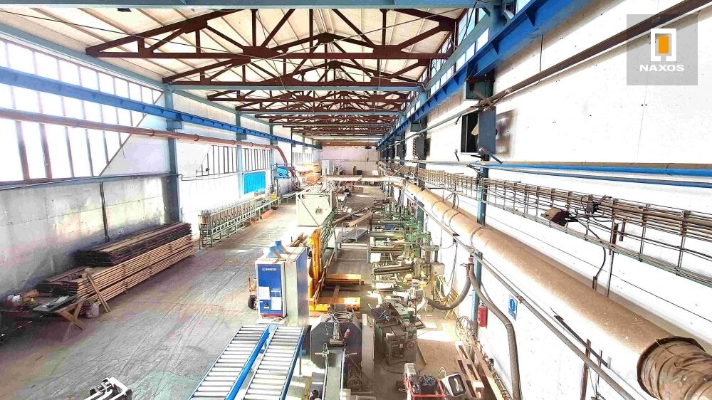 Vytápěná hala o výměře 644 m2, mostový jeřáb 5 t, ul. Slovenská, Ostrava