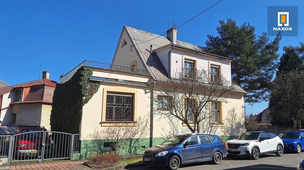 Rodinný dům, dva byty, užitná plocha 283 m2, pozemek 333 m2, ul. Klínová, Ostrava - Hulváky