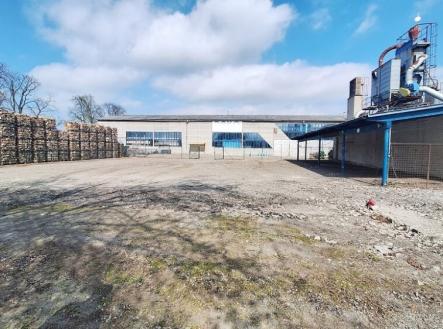 Pronájem - pozemek pro komerční výstavbu, 1 300 m²
