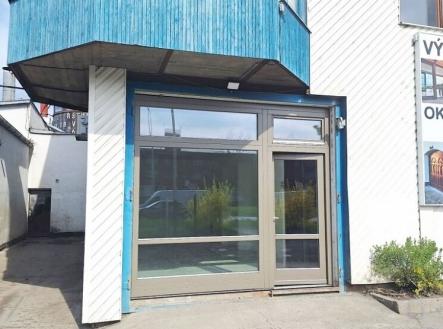 Pronájem - pozemek pro komerční výstavbu, 1 300 m²