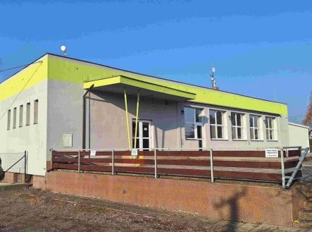 Pronájem - obchodní prostor