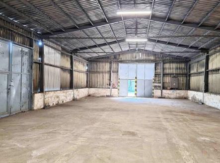 Pronájem - skladovací prostor, 288 m² obrázek