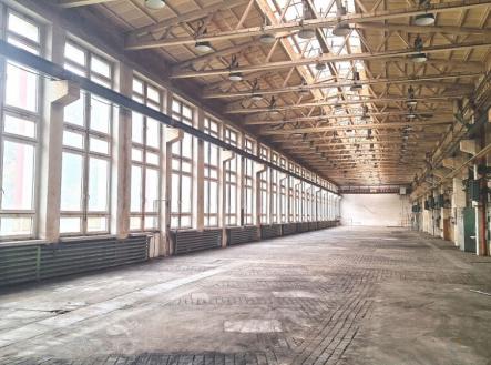 Pronájem - výrobní prostor, 1 062 m²
