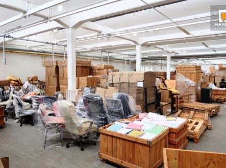 Pronájem - výrobní prostor, 968 m²