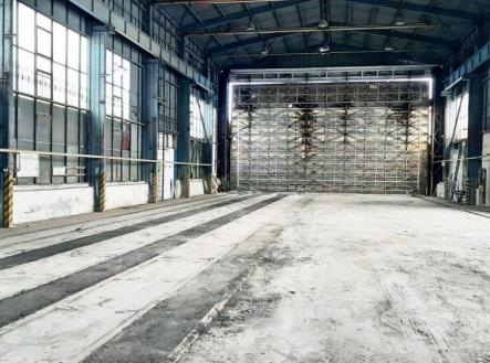 Pronájem - výrobní prostor, 860 m²