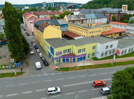 Pronájem - obchodní prostor