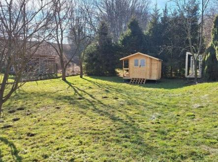 Pronájem - pozemek, zahrada, 384 m²