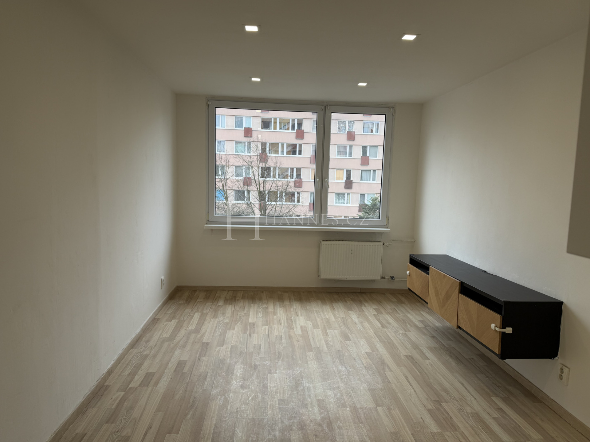 Pěkný, 2+k, 41m² + malý balkónek + komora, Kladno - Ústecká