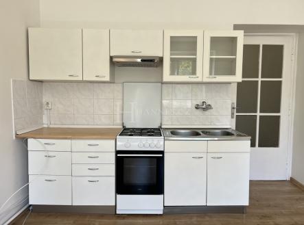 Pronájem bytu, 1+kk, 31 m²