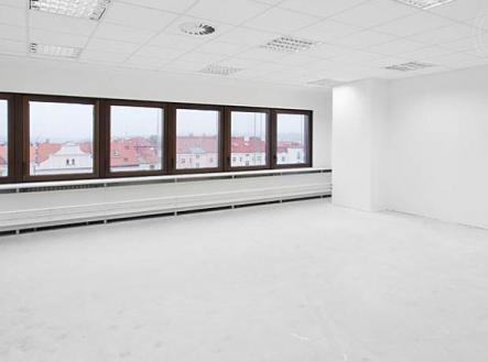 . | Pronájem - kanceláře, 500 m²