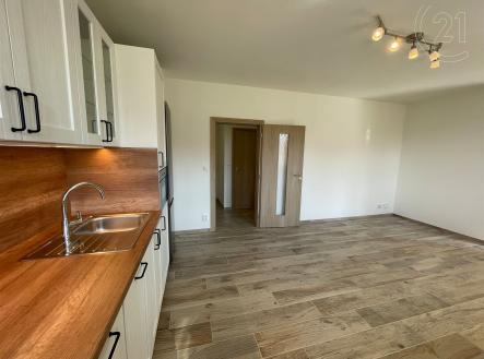 obývací pokoj s kuchyní 2 | Pronájem bytu, 3+kk, 68 m²