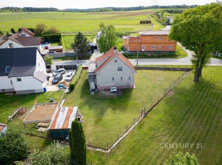 . | Prodej - dům/vila, 230 m²